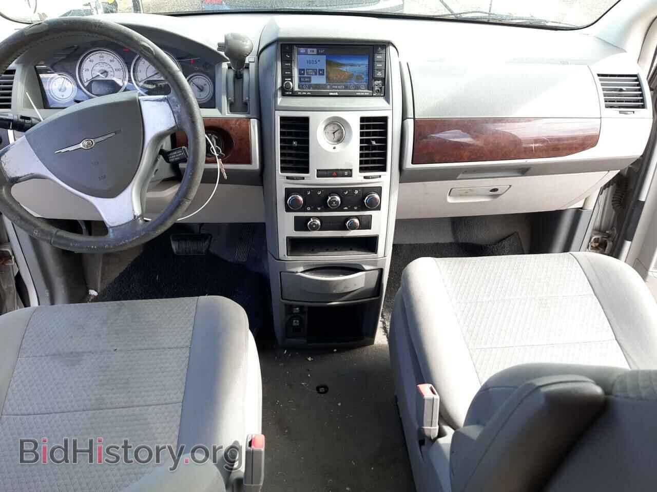 2010 CHRYSLER MINIVAN - VIN: 2A4RR5D18AR230142 - Фото 8