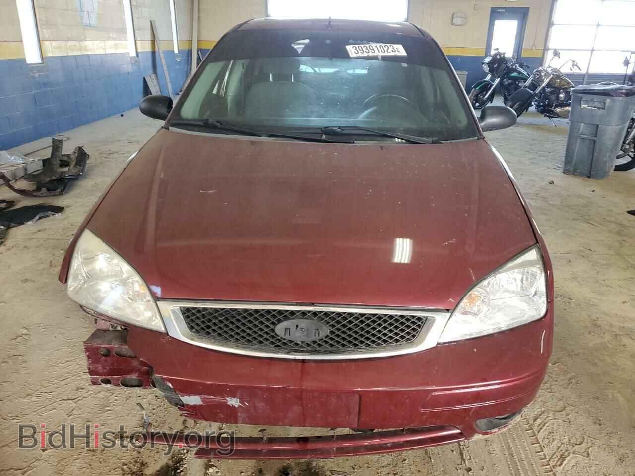 2007 FORD FOCUS - VIN: 1FAHP37N37W153132 - Фото 5
