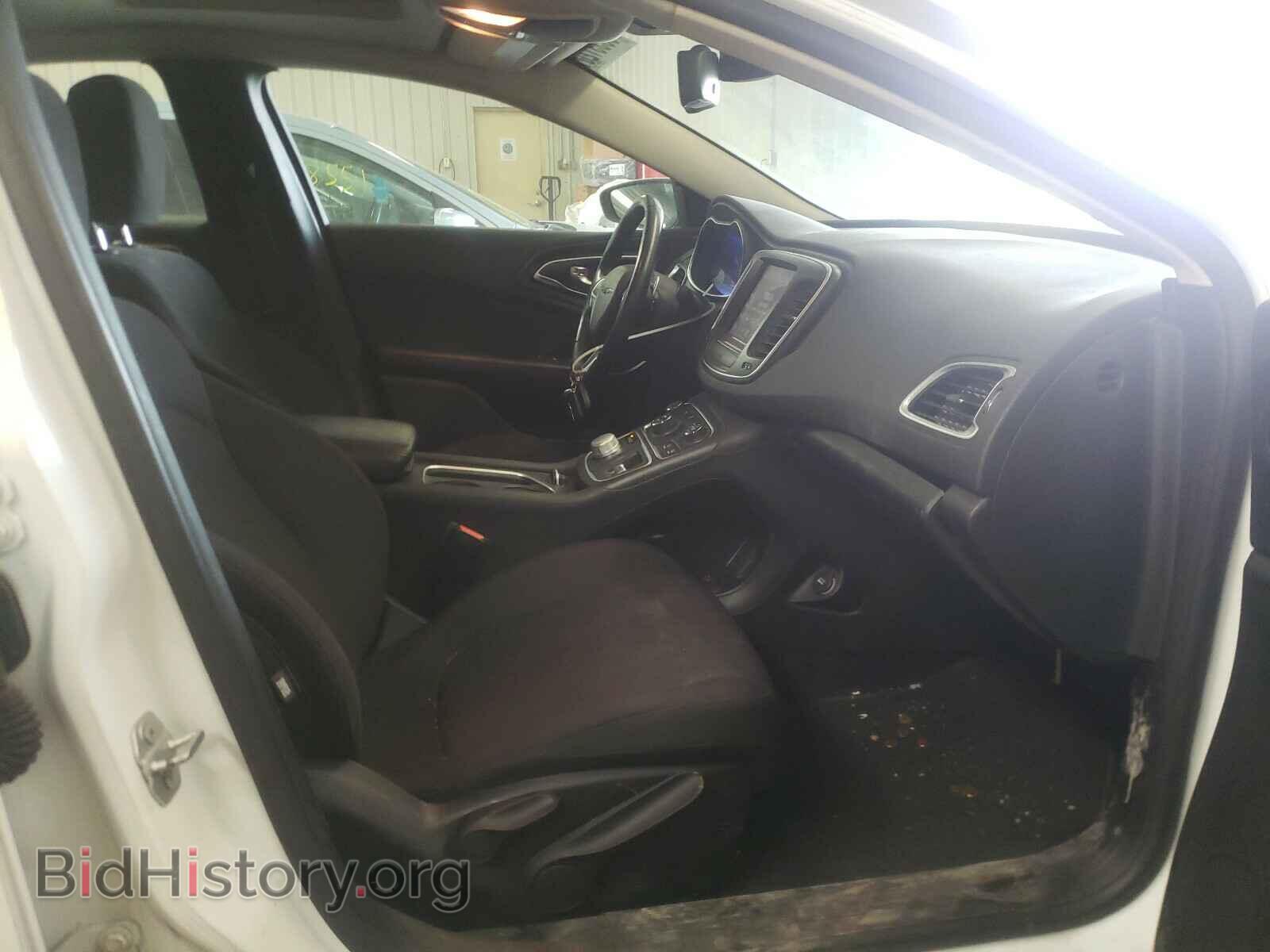 2016 CHRYSLER 200 - VIN: 1C3CCCAG8GN172103 - Фото 5