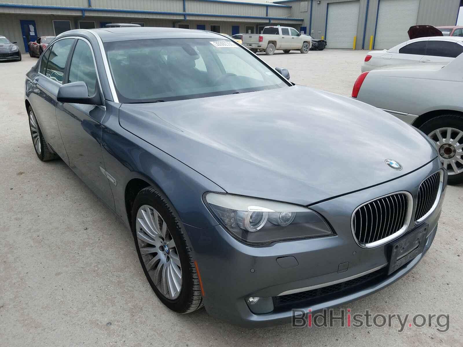 Photo WBAKB83509CY59512 - BMW 7 SERIES 2009