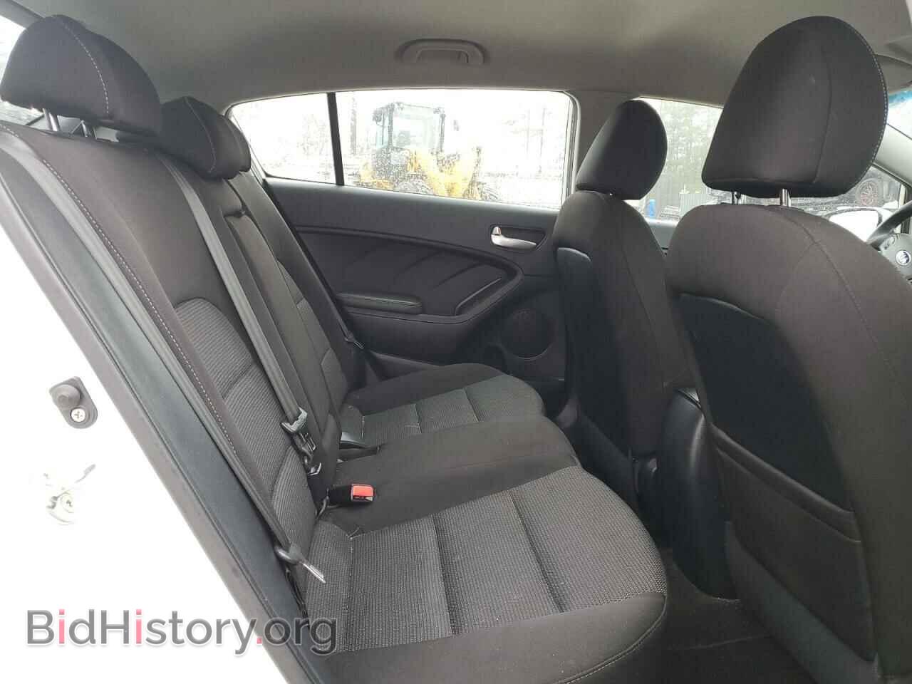 2017 KIA FORTE - VIN: KNAFK5A89H5705543 - Фото 10