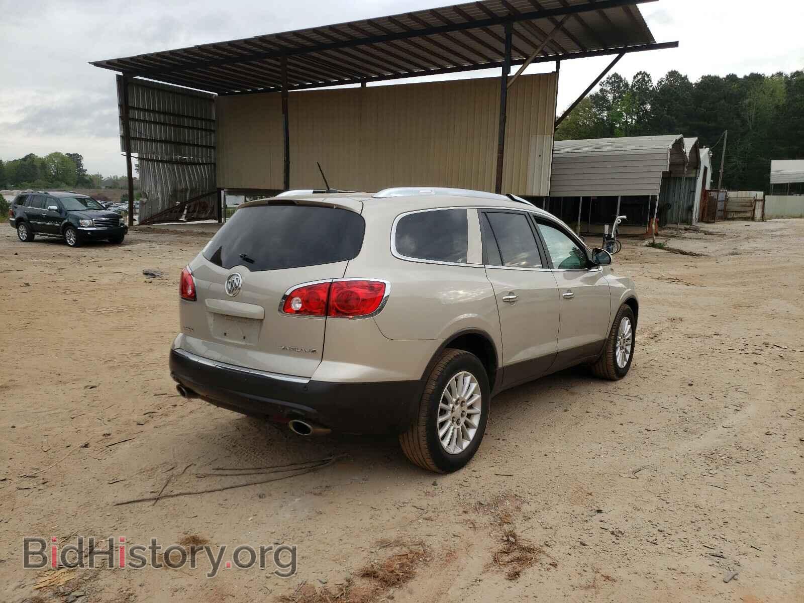 2011 BUICK ENCLAVE - VIN: 5GAKRAED9BJ256555 - Photo 4