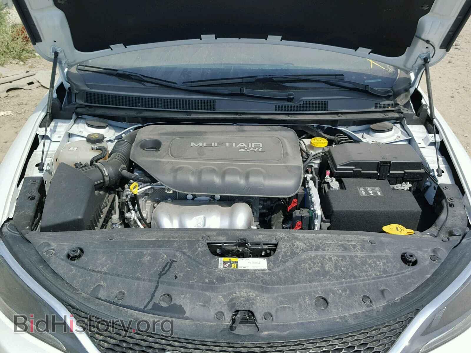 2016 CHRYSLER 200 - VIN: 1C3CCCABXGN165609 - Photo 7