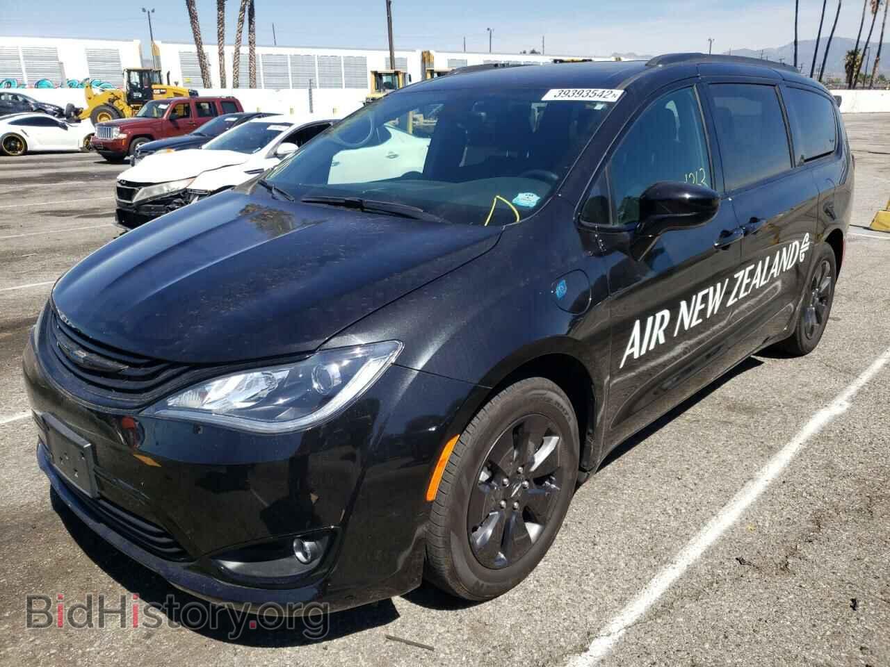 2019 CHRYSLER PACIFICA - VIN: 2C4RC1H76KR590297 - Photo 2