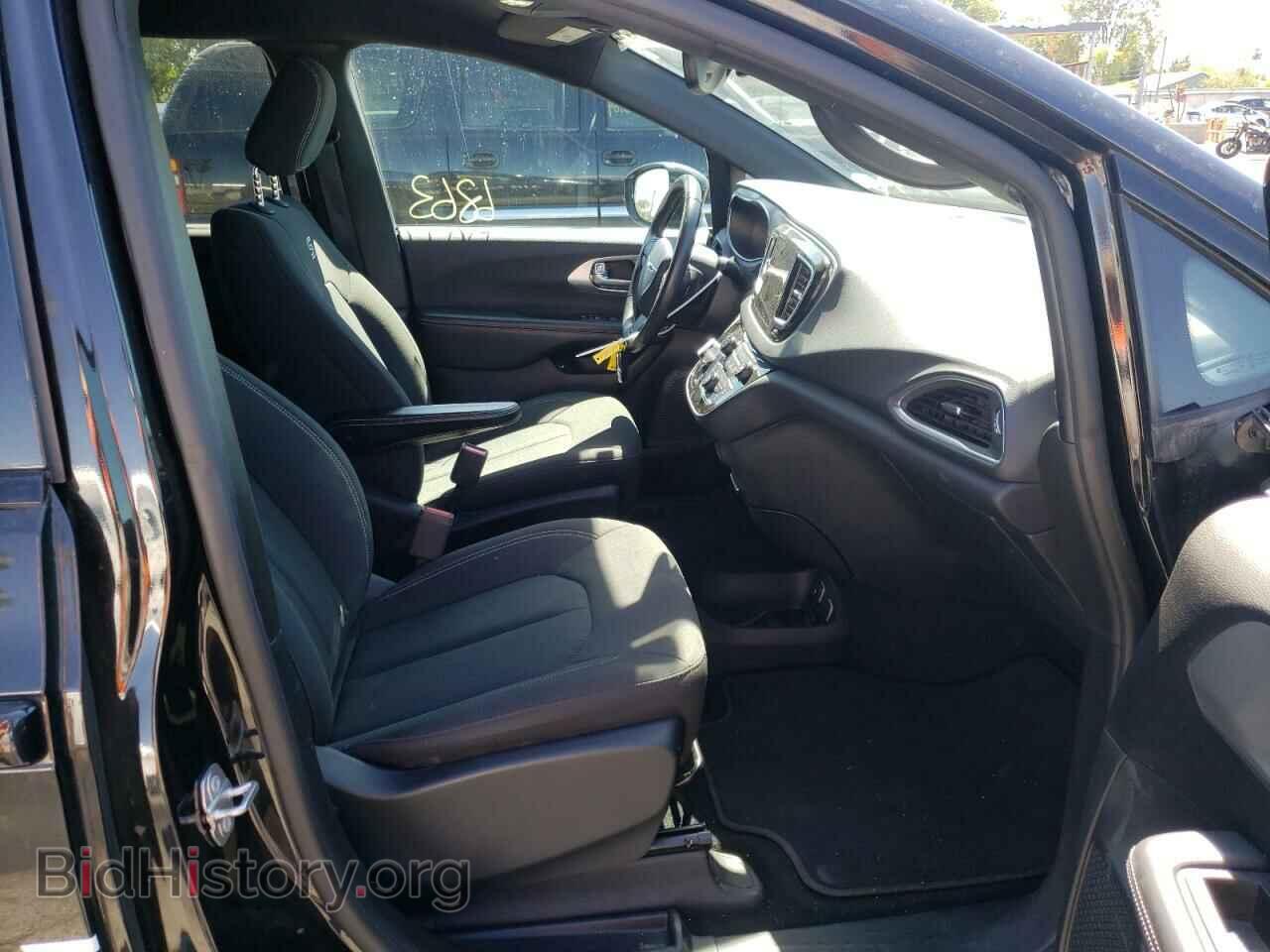 2019 CHRYSLER PACIFICA - VIN: 2C4RC1H76KR590297 - Photo 5