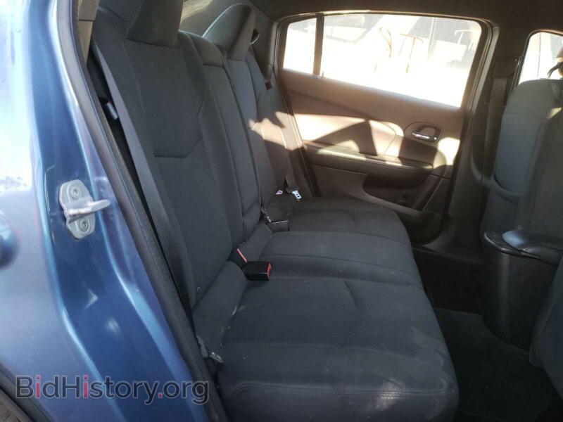 2011 Chrysler 200 (VIN 1C3BC4FB3BN545880) — photo 6 of 10