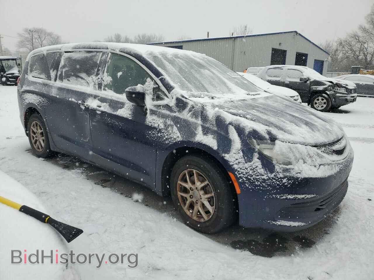 2017 CHRYSLER PACIFICA - VIN: 2C4RC1DGXHR741303 - Photo 4