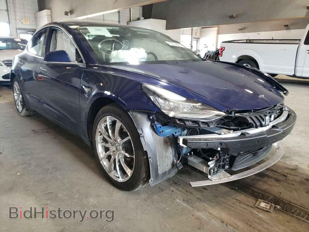 Фотография 5YJ3E1EA0JF038143 - TESLA MODEL 3 2018
