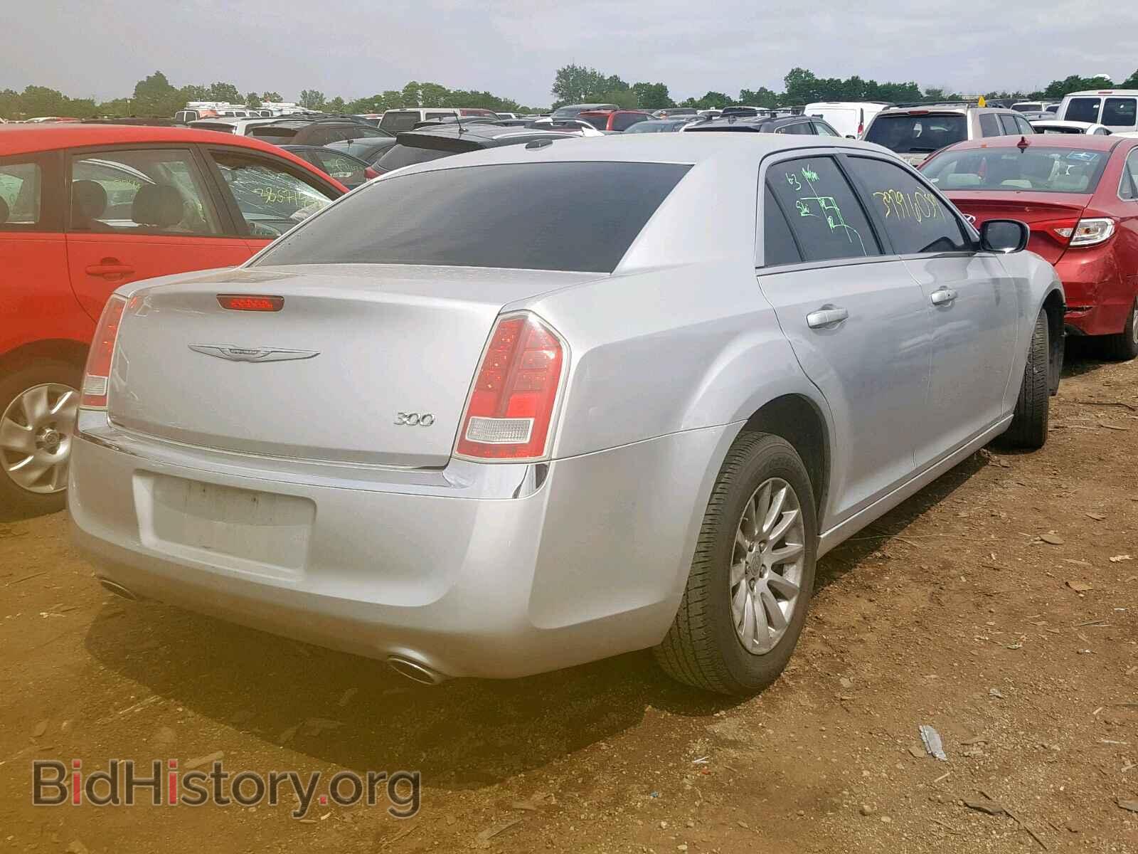 2012 CHRYSLER 300 - VIN: 2C3CCAAG7CH166736 - Фото 4