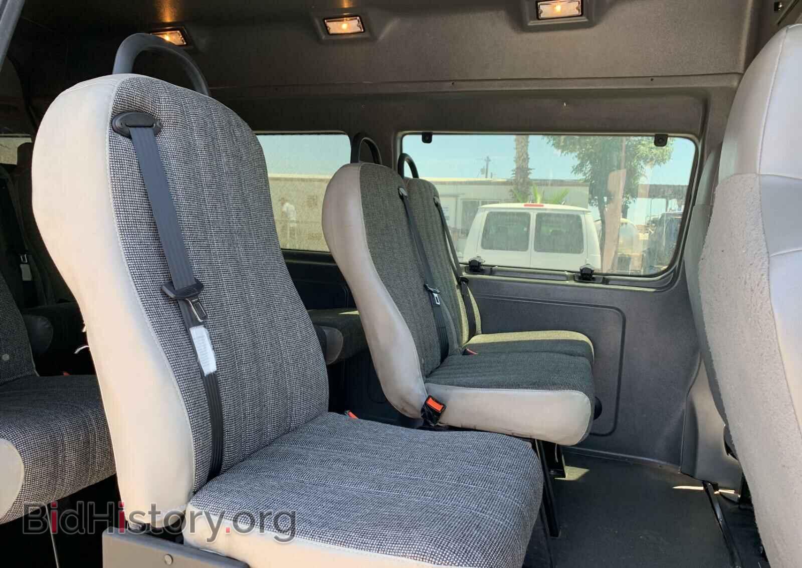 2011 FORD ECONOLINE - VIN: 1FTSS3EL4BDA26099 - Фото 6