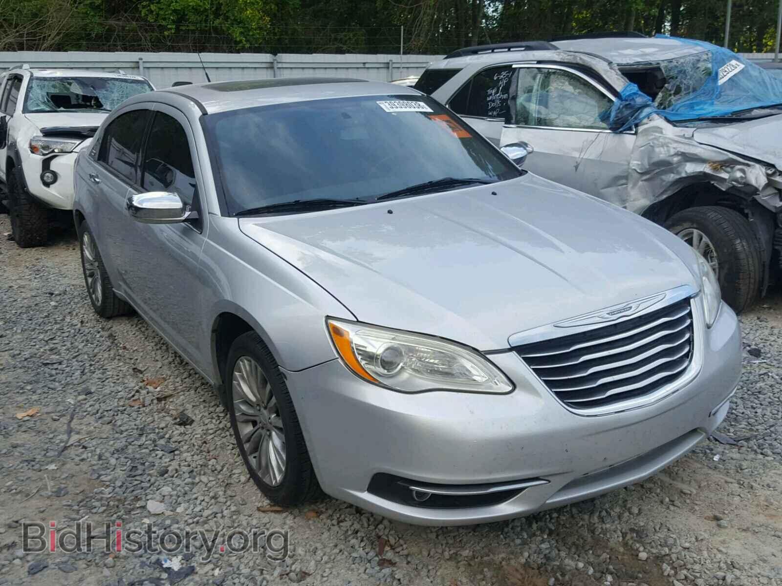 Photo 1C3BC2FB1BN500764 - CHRYSLER 200 2011
