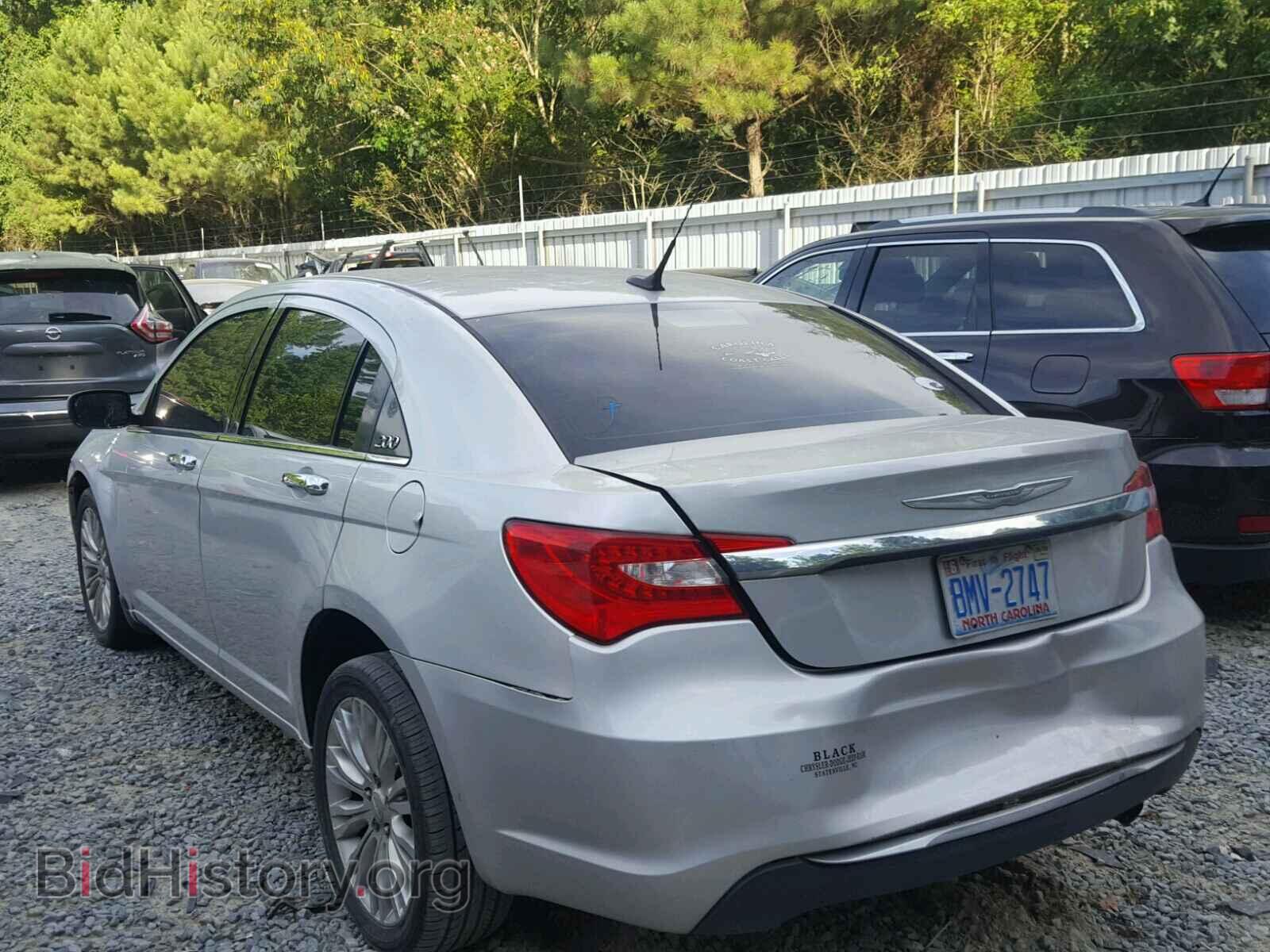 2011 CHRYSLER 200 - VIN: 1C3BC2FB1BN500764 - Фото 3