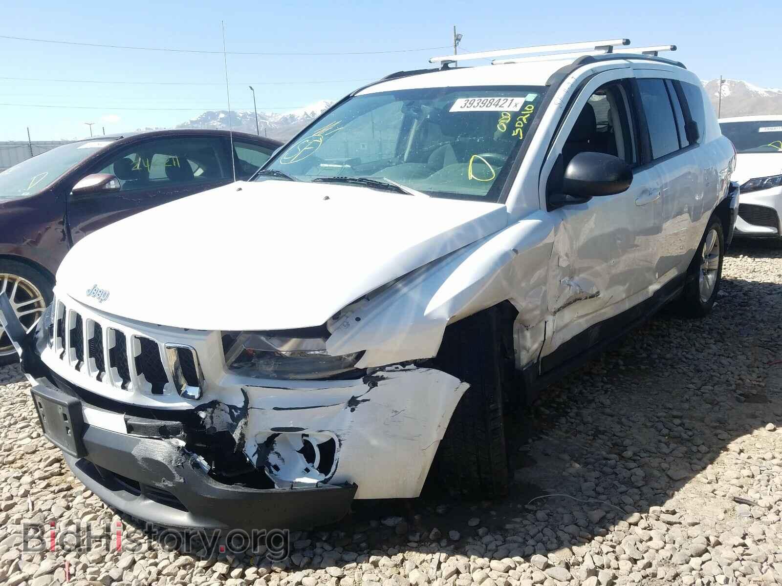 2016 JEEP COMPASS - VIN: 1C4NJDBB8GD780471 - Photo 2