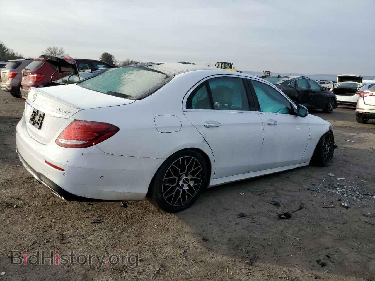 2017 MERCEDES-BENZ E-CLASS - VIN: WDDZF4KB2HA142311 - Фото 3