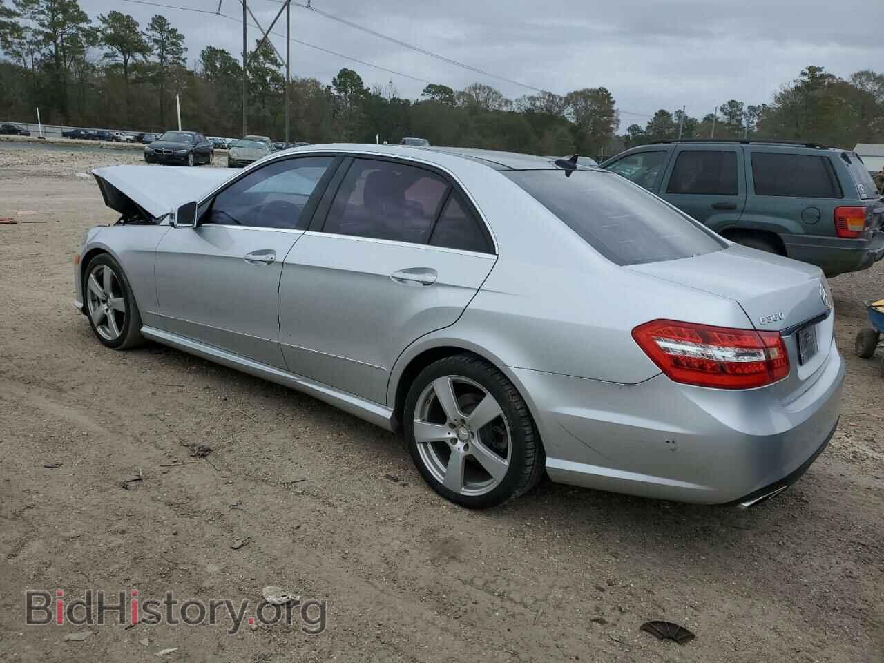 2010 MERCEDES-BENZ E-CLASS - VIN: WDDHF5GB4AA045708 - Фото 2