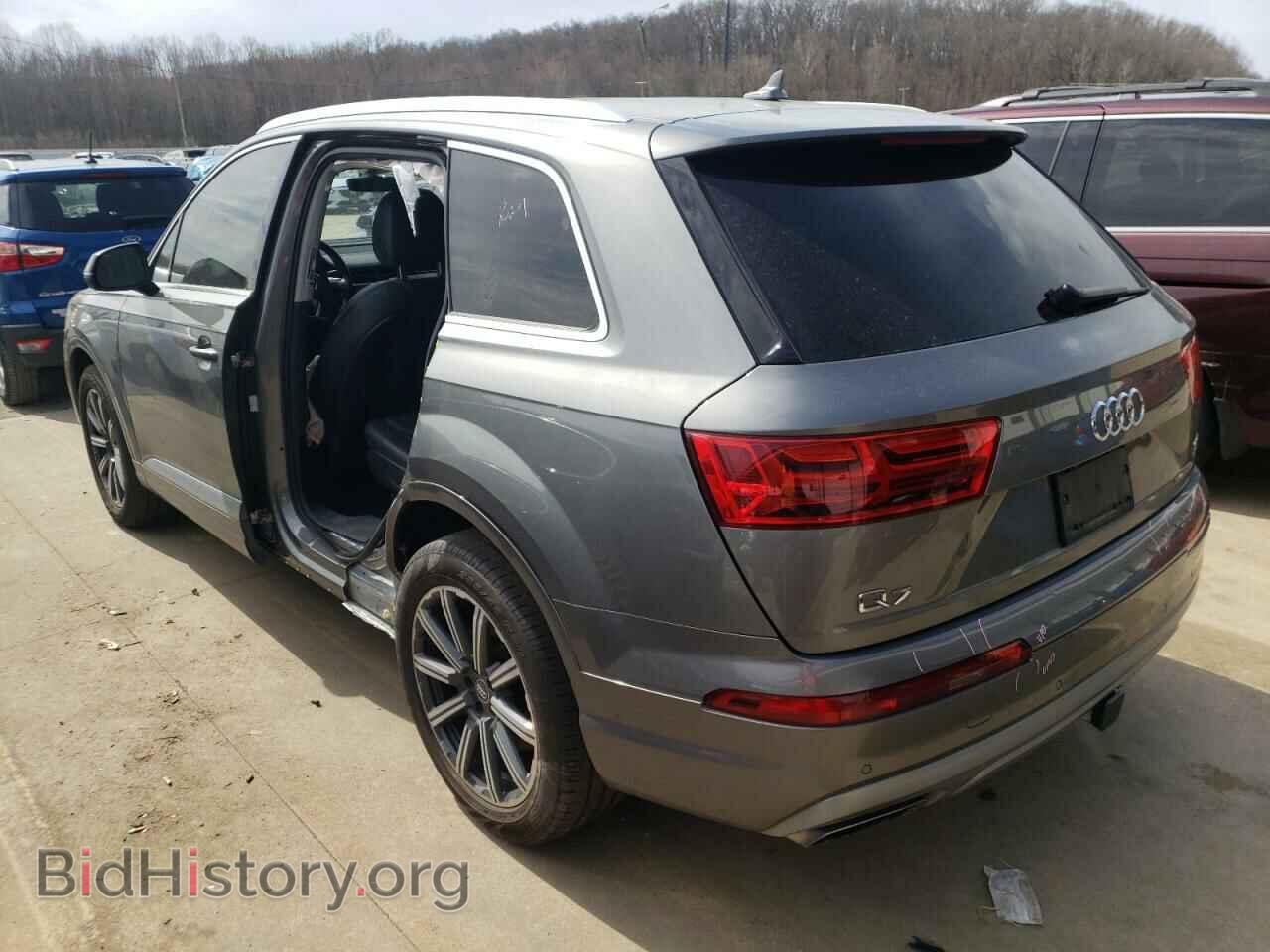 2017 AUDI Q7 - VIN: WA1VAAF76HD004517 - Фото 3