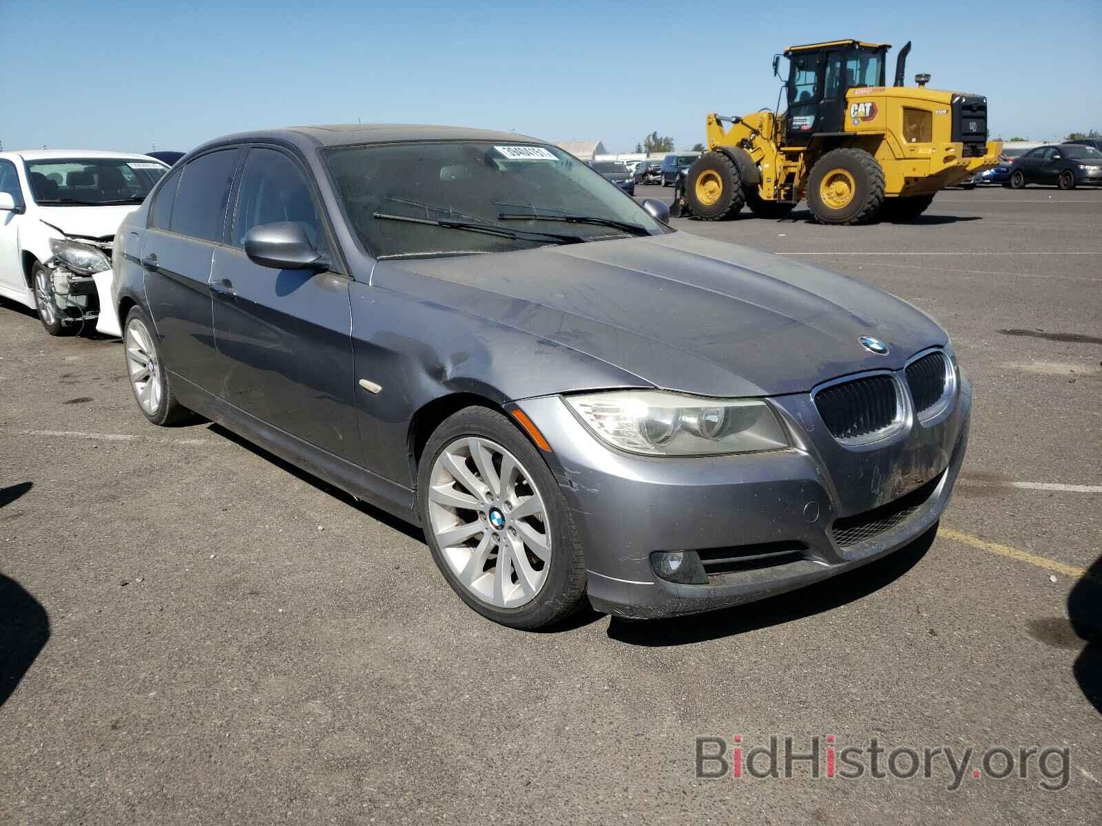 Photo WBAPH5G58BNM75369 - BMW 3 SERIES 2011