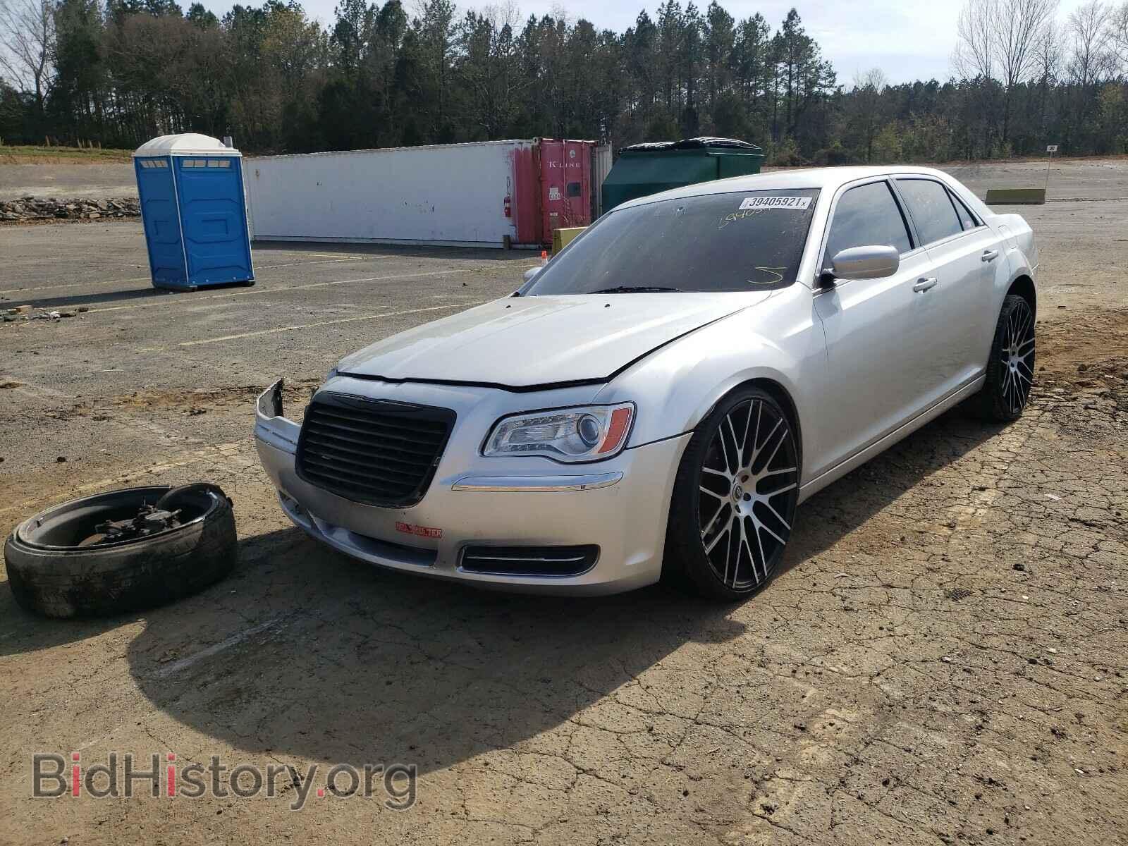 2012 CHRYSLER 300 - VIN: 2C3CCAAG9CH273237 - Фото 2