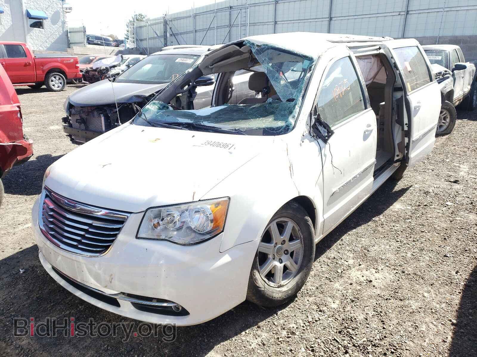 2011 CHRYSLER MINIVAN - VIN: 2A4RR5DG7BR712848 - Photo 2