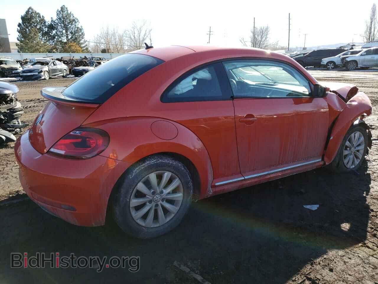 2019 VOLKSWAGEN BEETLE - VIN: 3VWFD7AT0KM718662 - Фото 3