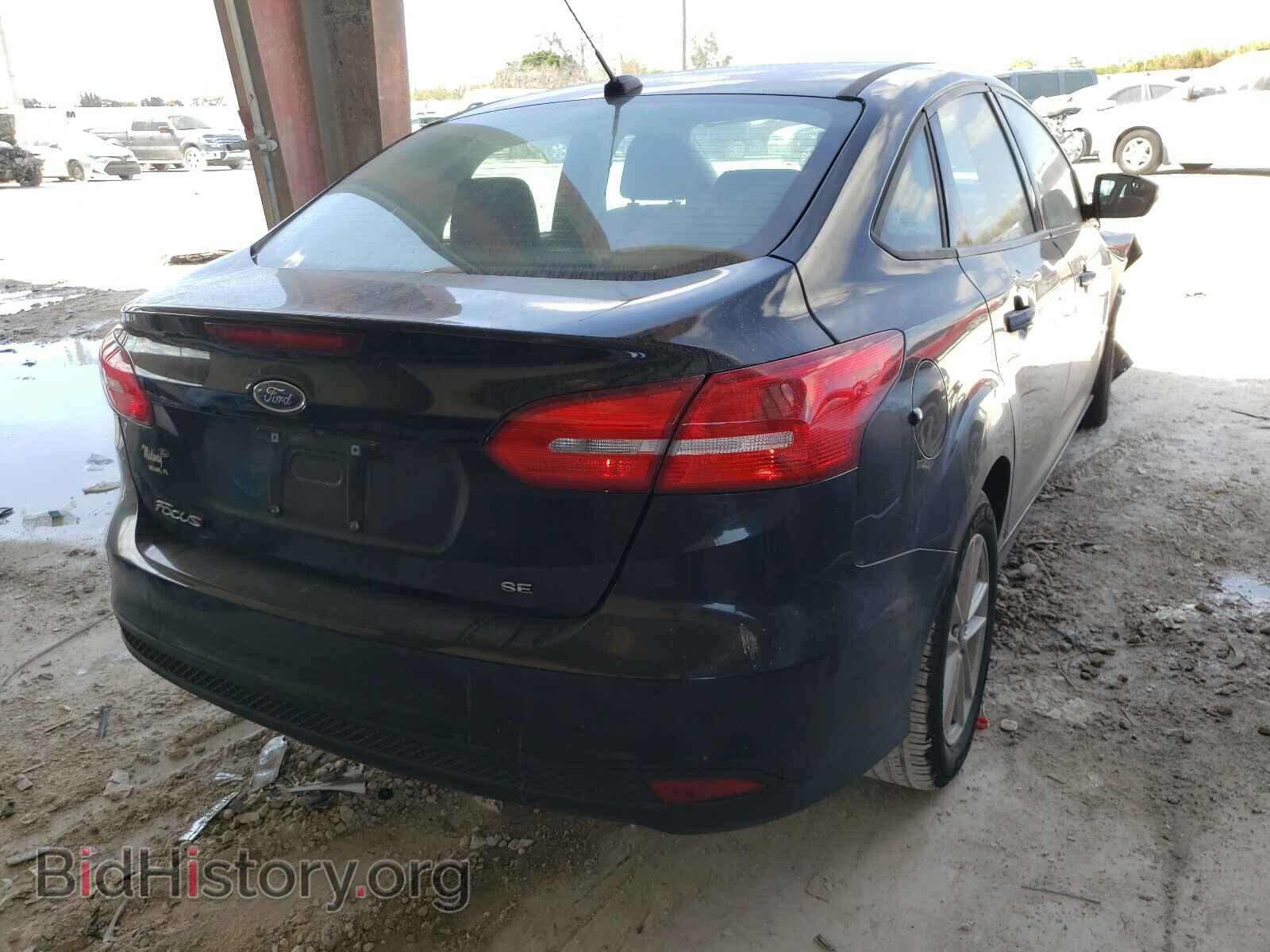 2017 FORD FOCUS - VIN: 1FADP3F22HL251917 - Photo 4