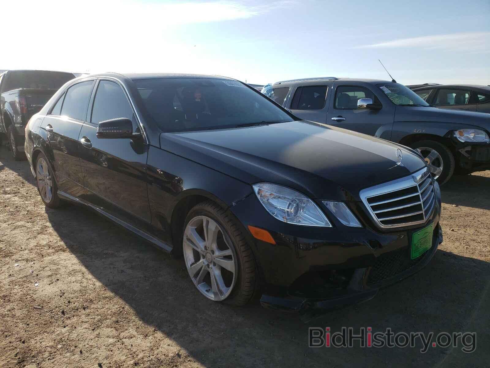 Photo WDDHF8JB5CA628186 - MERCEDES-BENZ E CLASS 2012