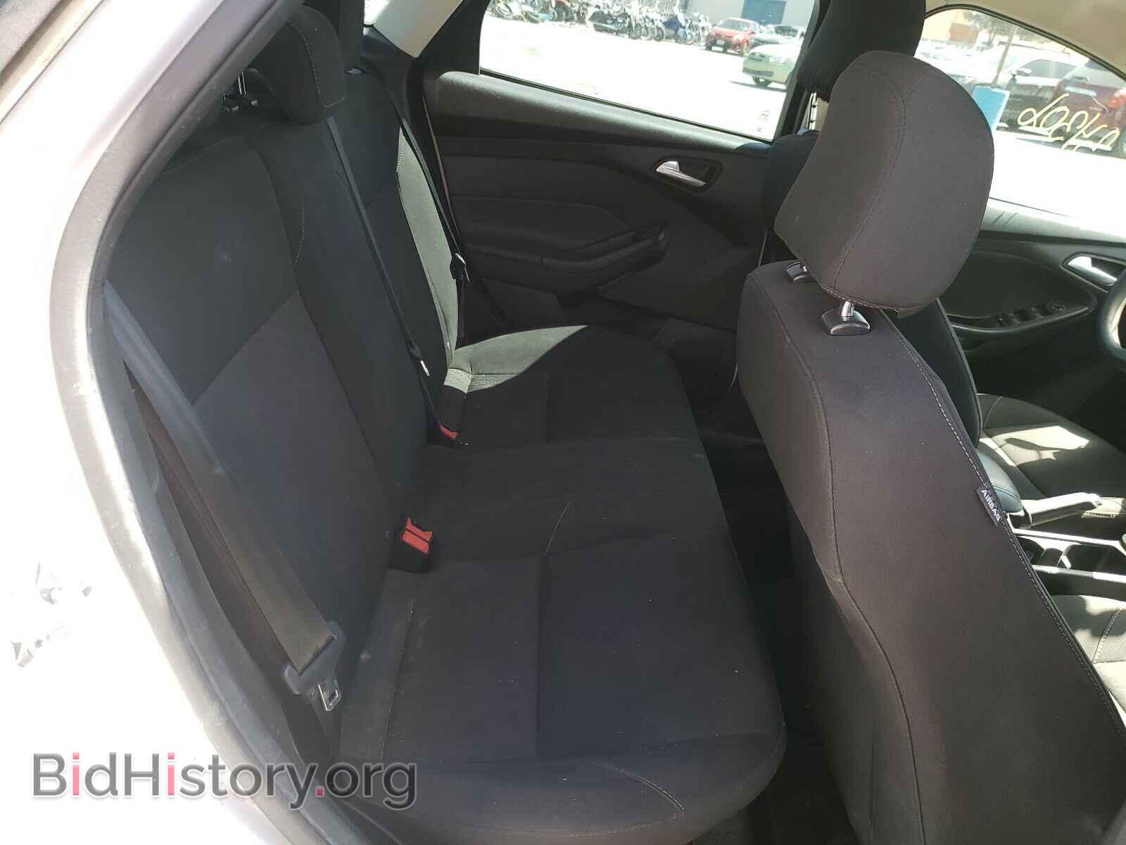 2017 FORD FOCUS - VIN: 1FADP3FEXHL275702 - Photo 6