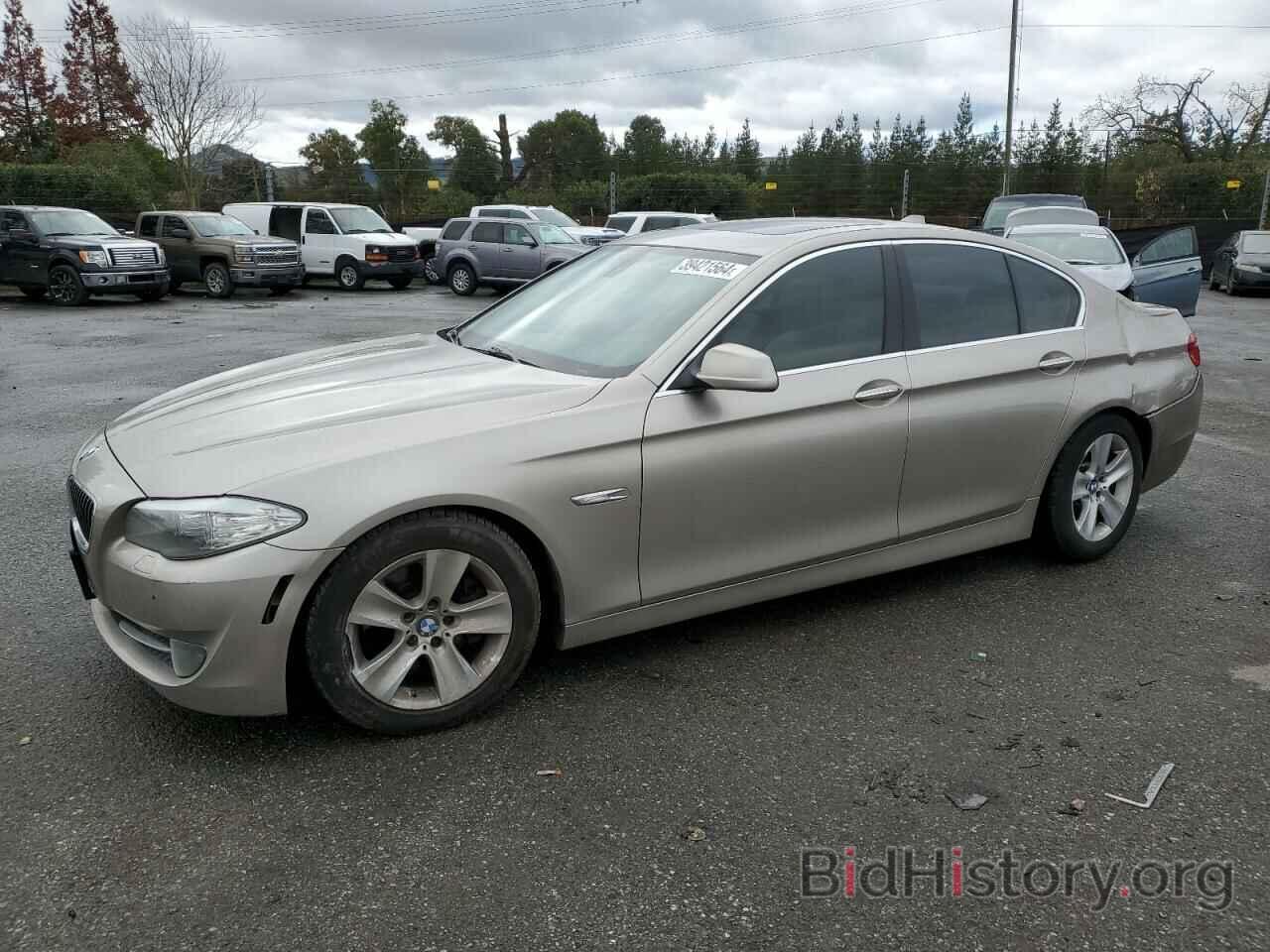 Photo WBAFR1C53BC748270 - BMW 5 SERIES 2011