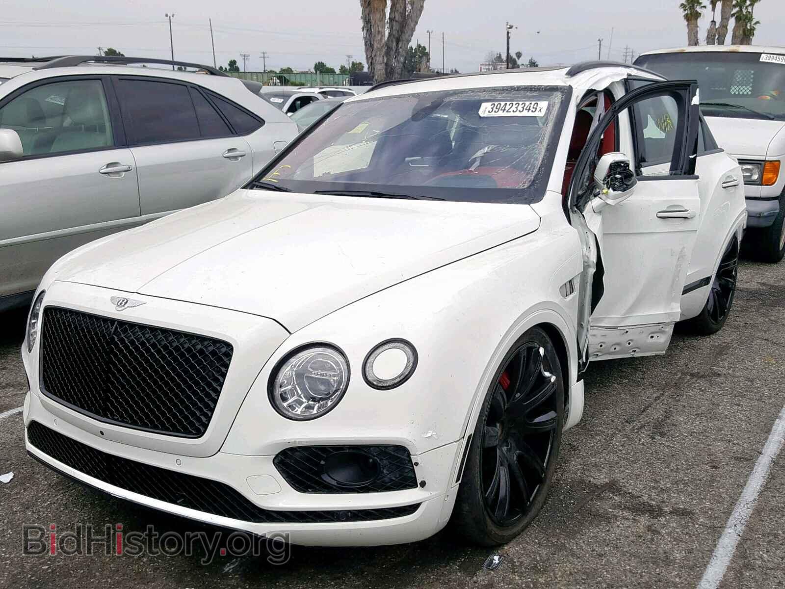 2017 BENTLEY BENTAYGA - VIN: SJAAC2ZV1HC013907 - Фото 2