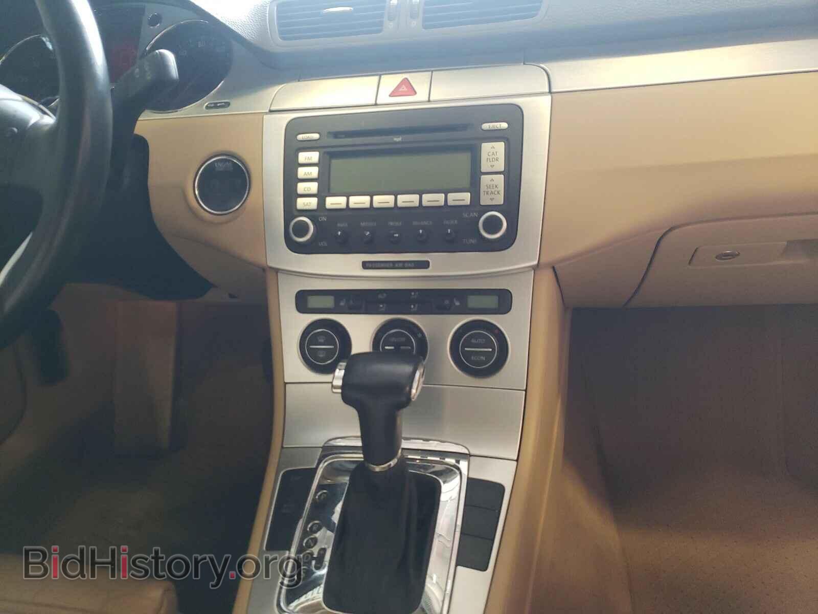 2007 VOLKSWAGEN PASSAT - VIN: WVWPK73C57E101118 - Фото 9