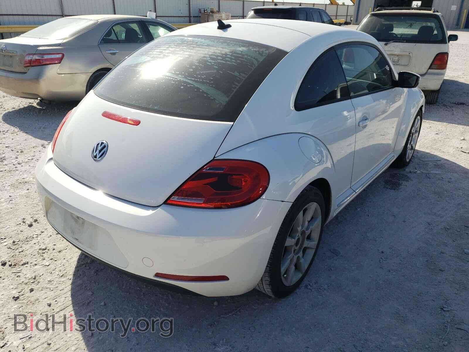 2012 VOLKSWAGEN BEETLE - VIN: 3VWJP7AT4CM627624 - Фото 4