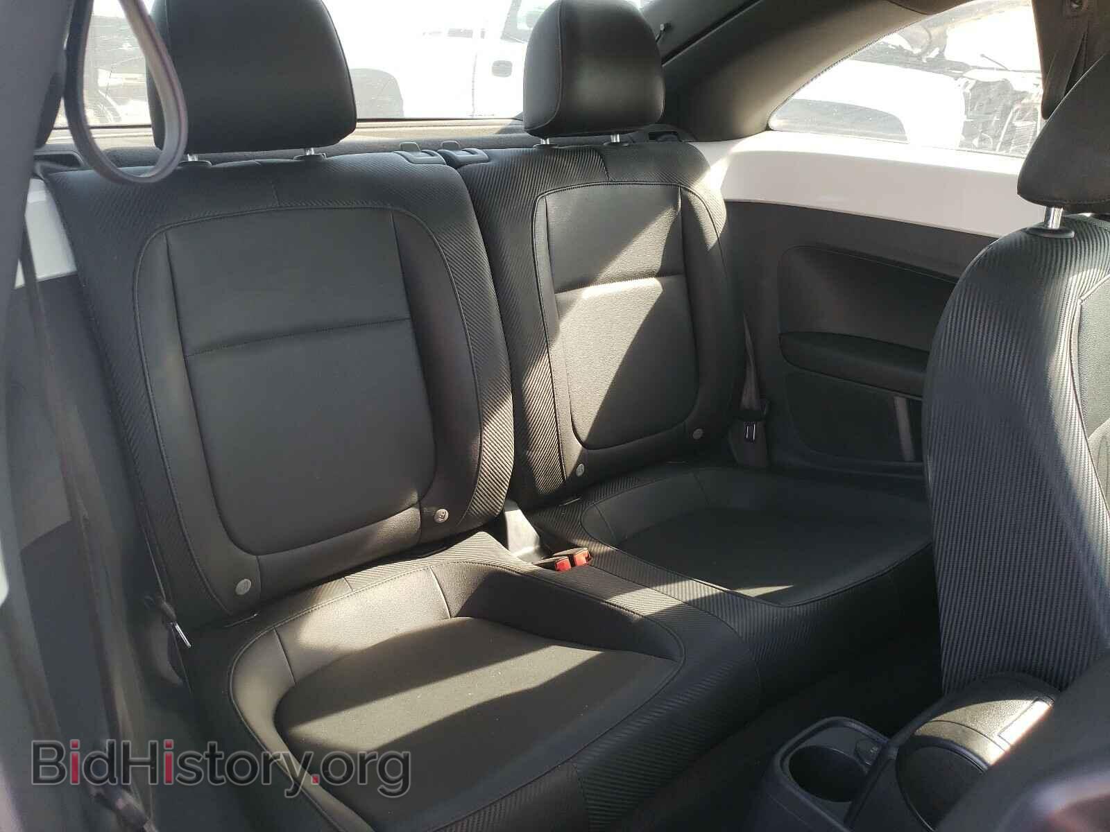 2012 VOLKSWAGEN BEETLE - VIN: 3VWJP7AT4CM627624 - Фото 6