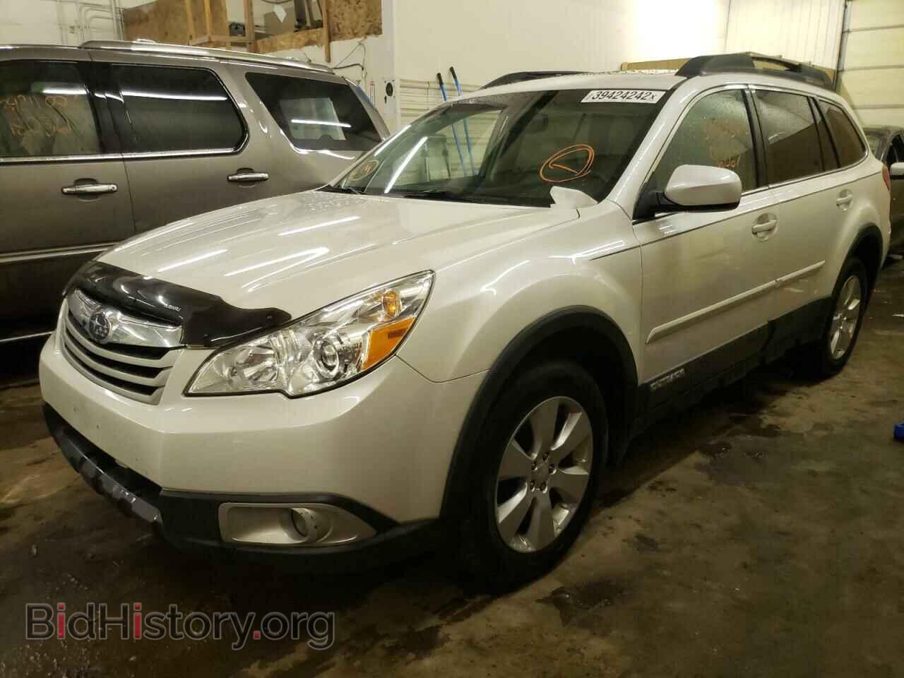 2011 SUBARU OUTBACK - VIN: 4S4BRCKC9B3361084 - Фото 2