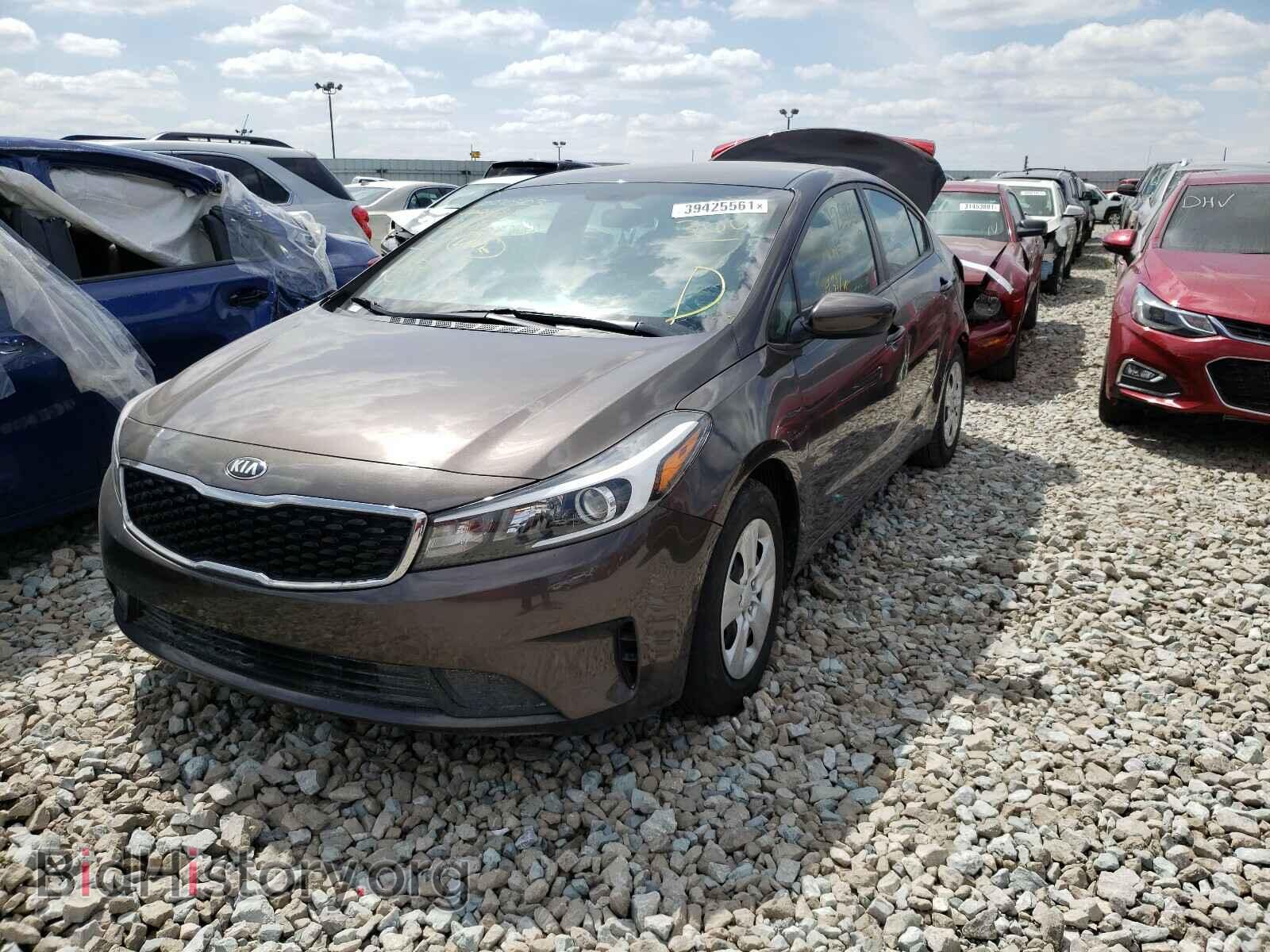 2017 KIA FORTE - VIN: 3KPFK4A78HE126861 - Фото 2