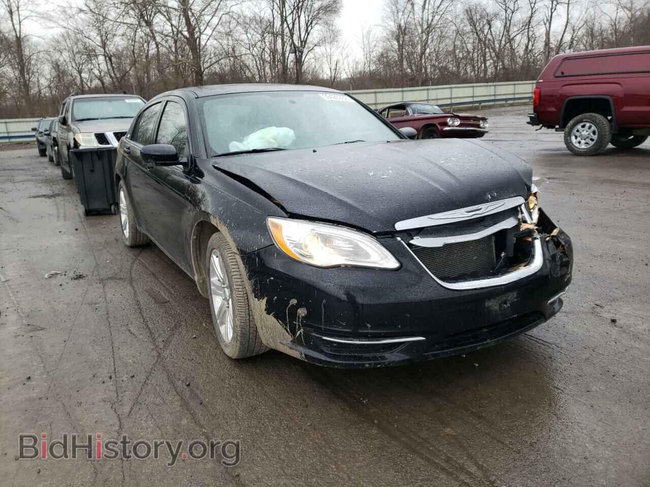 Фотография 1C3BC1FG8BN614900 - CHRYSLER 200 2011