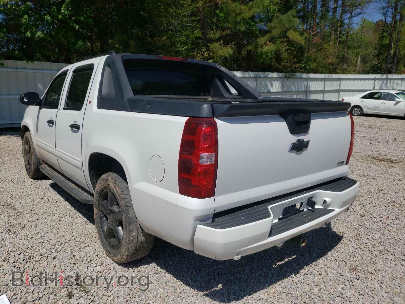 2010 CHEVROLET AVALANCHE - VIN: 3GNVKFE08AG225654 - Фото 3