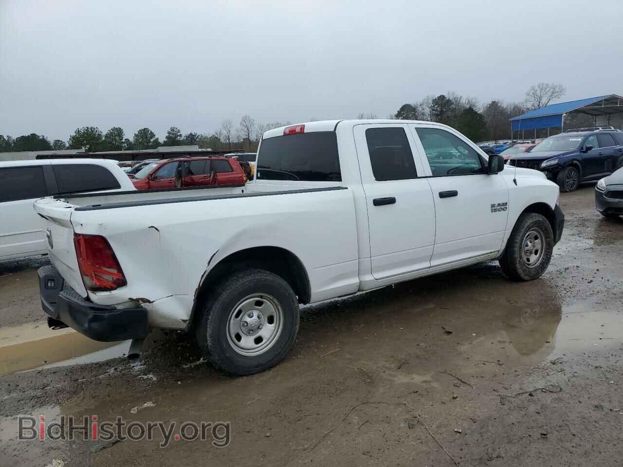 2018 RAM 1500 - VIN: 1C6RR6FG9JS296637 - Фото 3