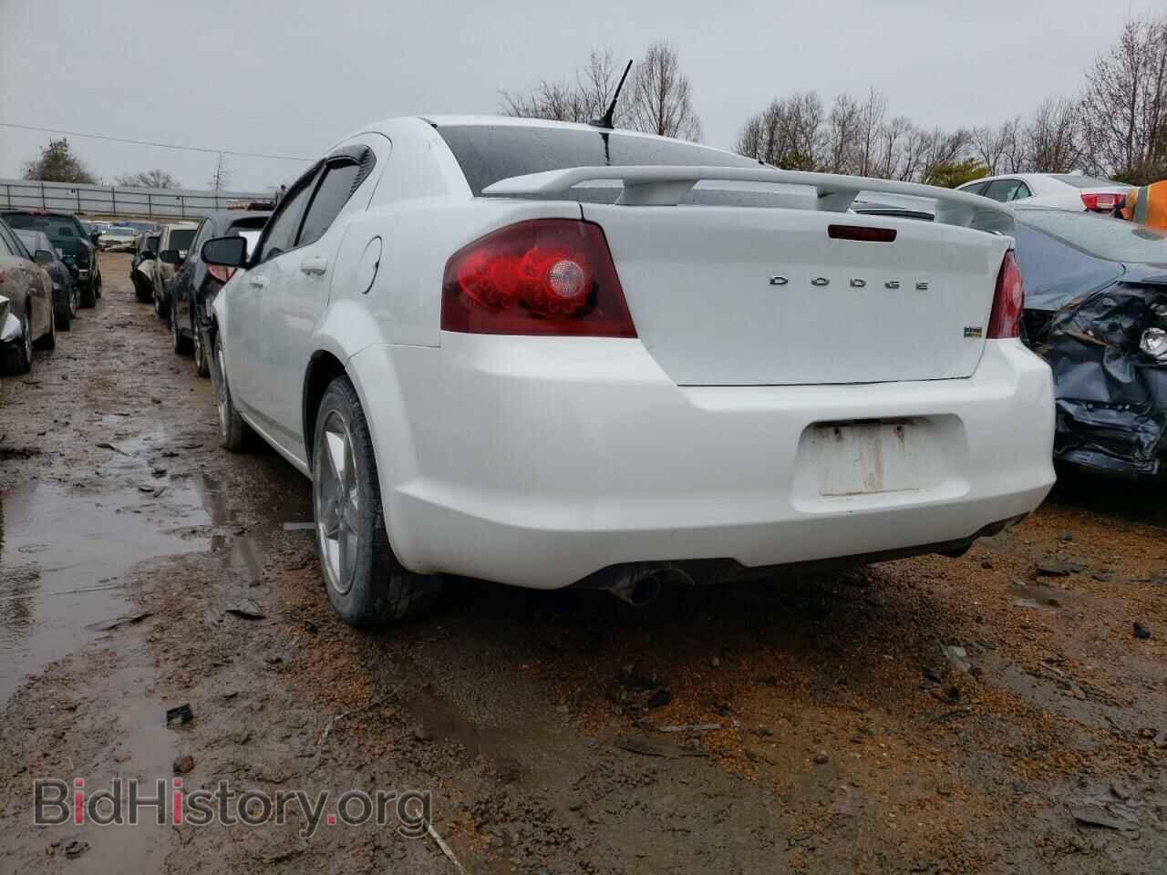 2011 DODGE AVENGER - VIN: 1B3BD2FG8BN587018 - Фото 3