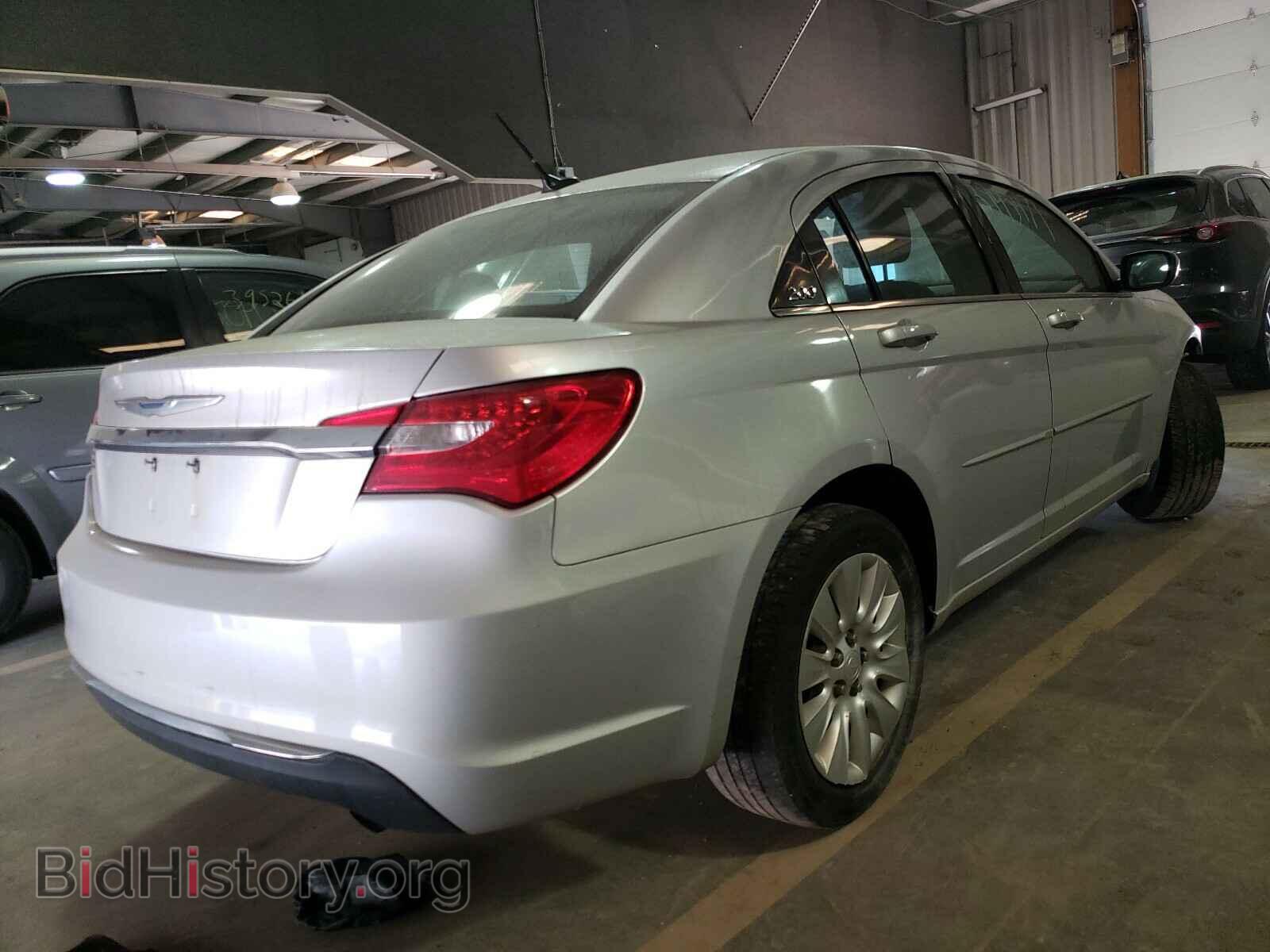 2011 CHRYSLER 200 - VIN: 1C3BC4FB9BN557922 - Фото 4