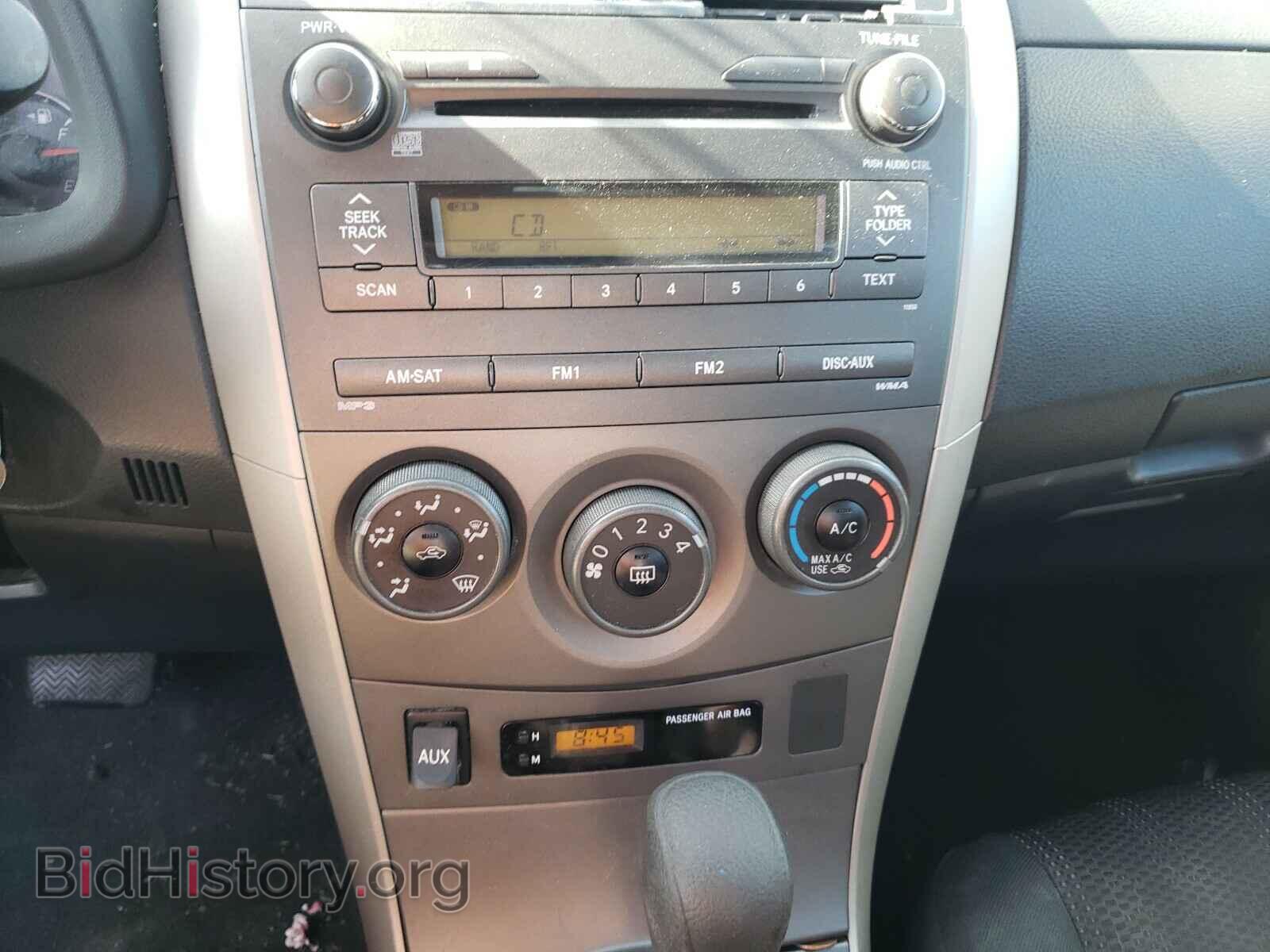 2011 TOYOTA COROLLA - VIN: 2T1BU4EEXBC720049 - Photo 9