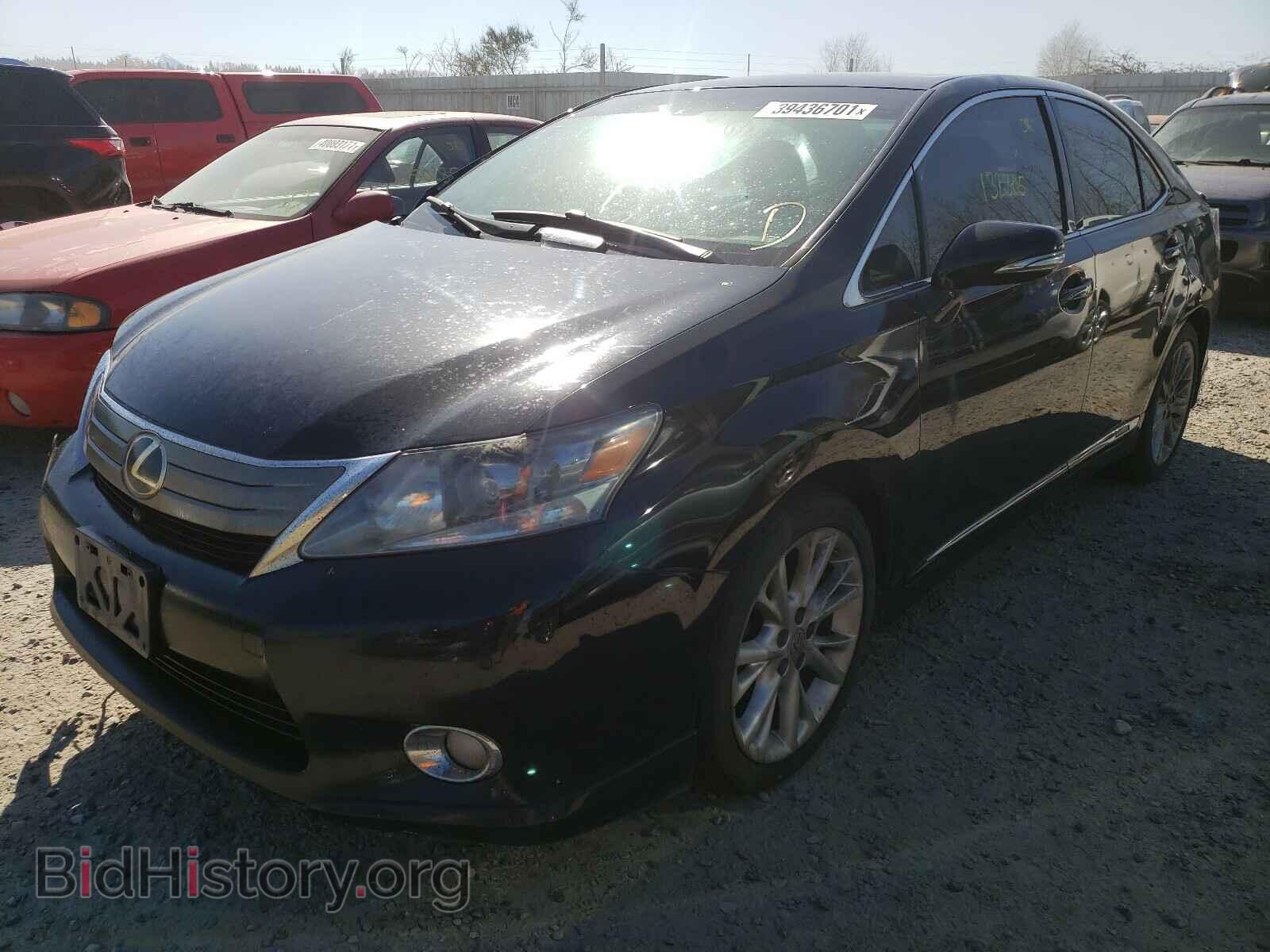 2010 LEXUS HS - VIN: JTHBB1BA8A2021732 - Photo 2