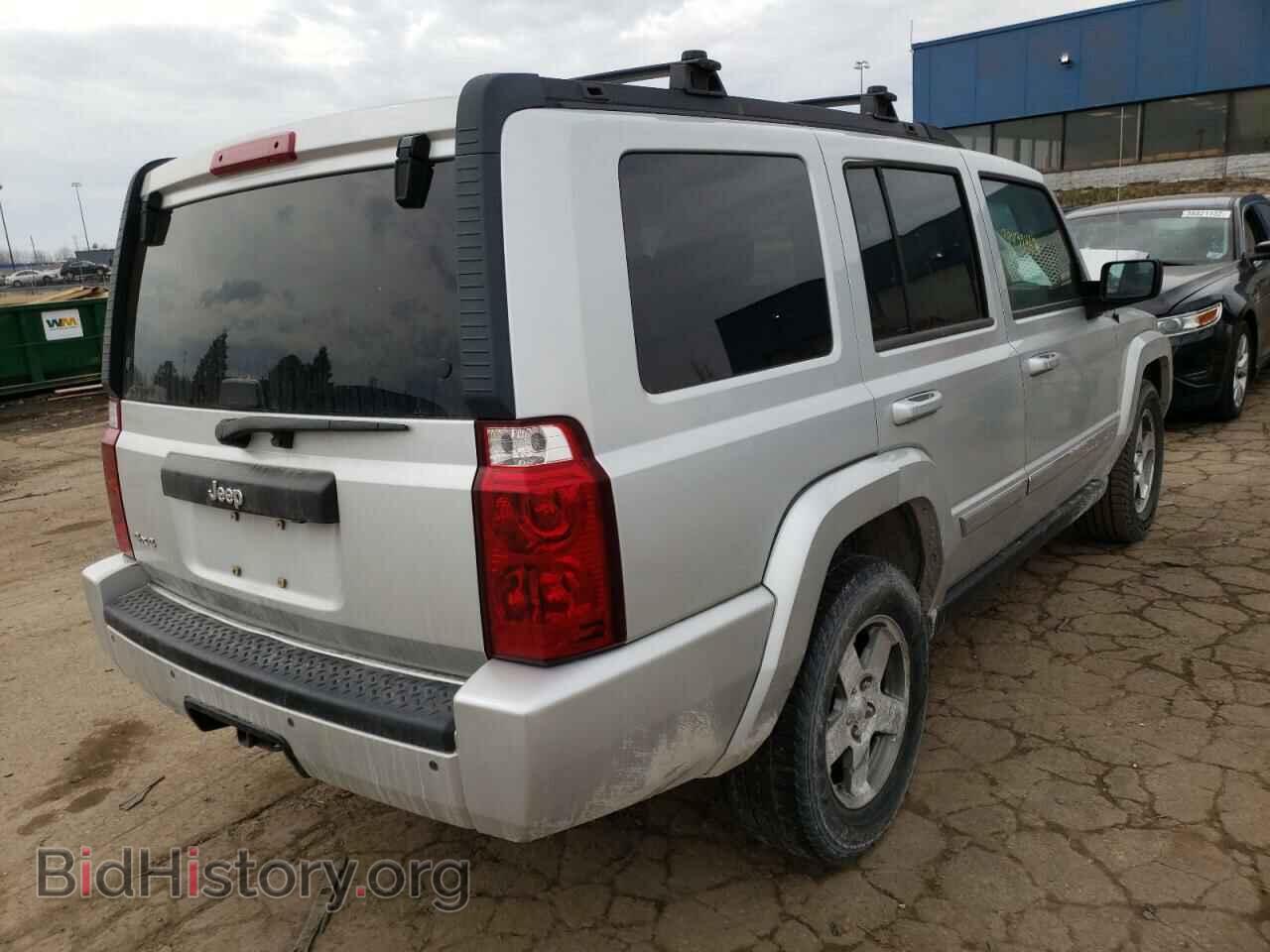 2010 JEEP COMMANDER - VIN: 1J4RG4GKXAC113580 - Фото 4