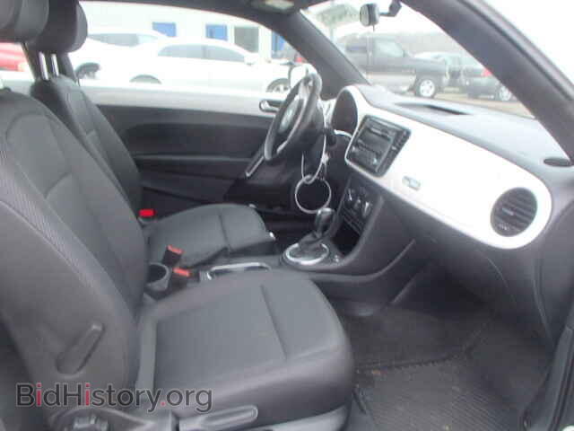 2012 VOLKSWAGEN BEETLE - VIN: 3VWJP7AT2CM618372 - Фото 5