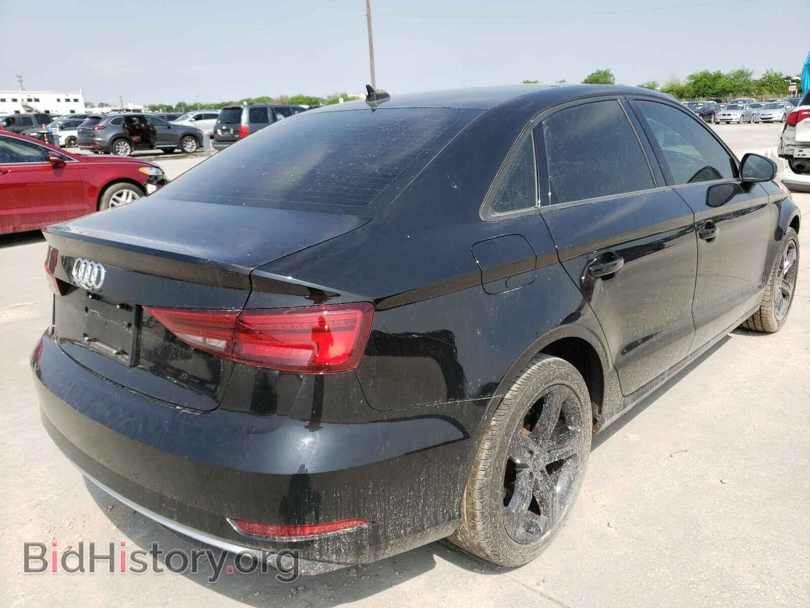 2017 AUDI A3 - VIN: WAUAUGFF1H1037056 - Фото 4