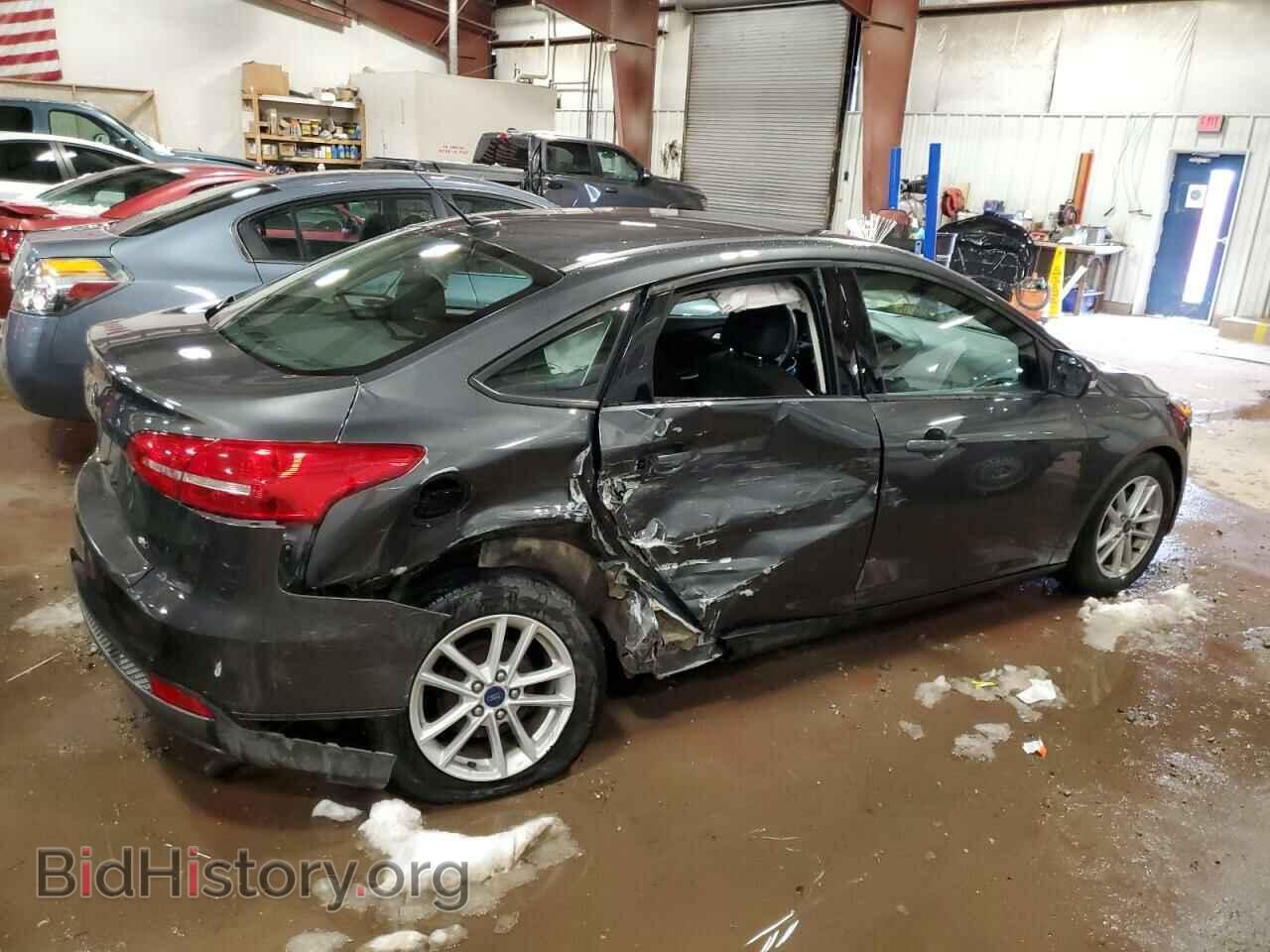2017 FORD FOCUS - VIN: 1FADP3F24HL273496 - Фото 3