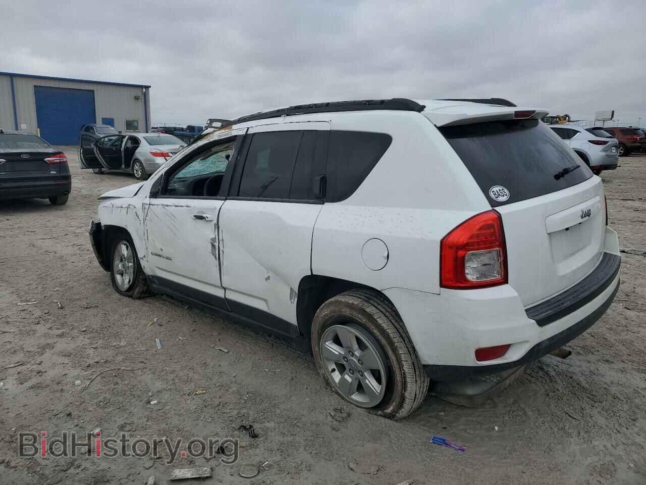 2013 JEEP COMPASS - VIN: 1C4NJCBA1DD272419 - Photo 2