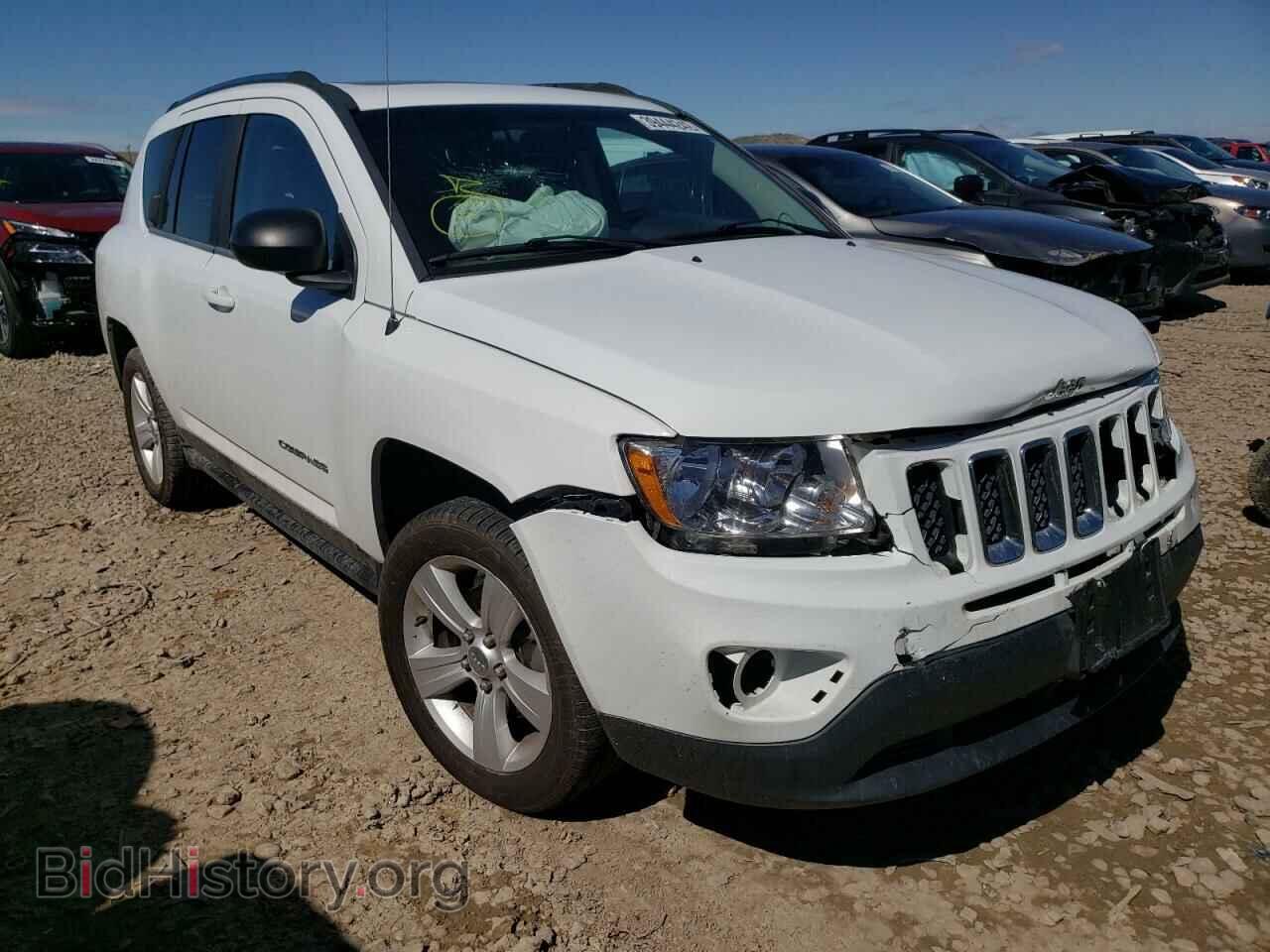 Photo 1J4NF1FB8BD164721 - JEEP COMPASS 2011
