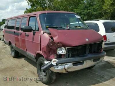 1997 Dodge RAM VAN RAM Wagon, maroon — VIN 2B5WB35Z1VK585246, Copart