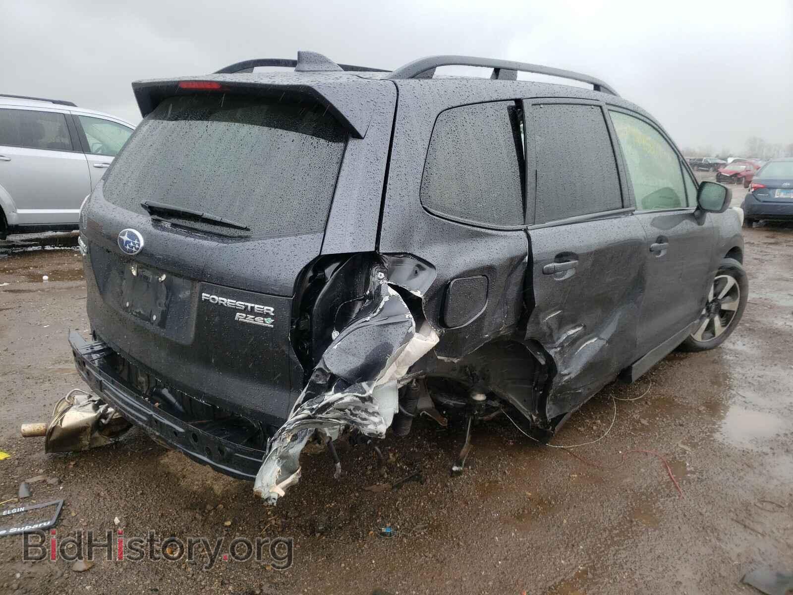 2017 SUBARU FORESTER - VIN: JF2SJAEC6HH558786 - Photo 4