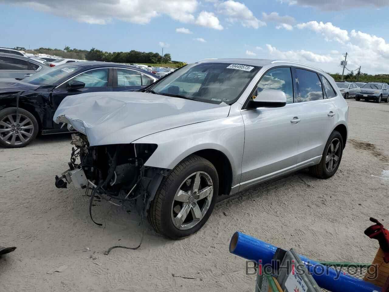 Photo WA1LKAFPXAA049598 - AUDI Q5 2010